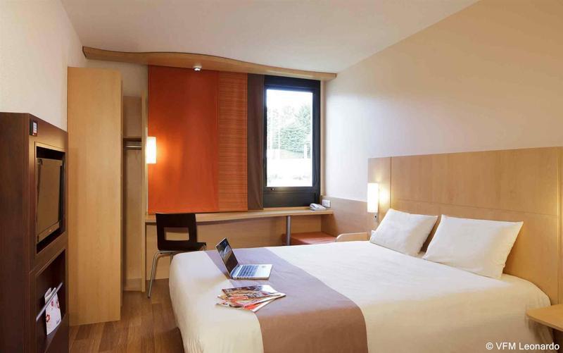 Hotel Ibis Guingamp Coeur De Bretagne Ploumagoar المظهر الخارجي الصورة