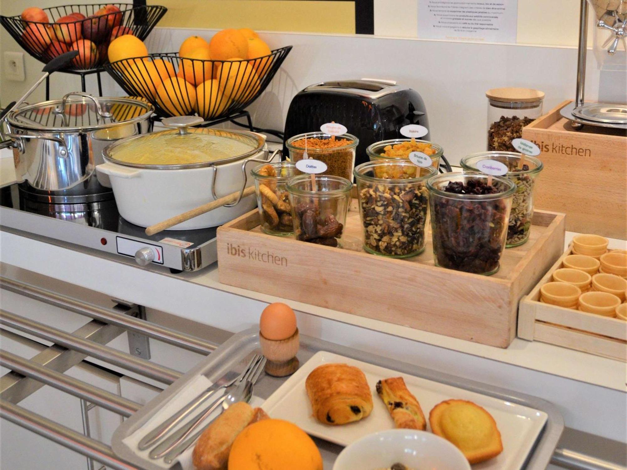 Hotel Ibis Guingamp Coeur De Bretagne Ploumagoar المظهر الخارجي الصورة