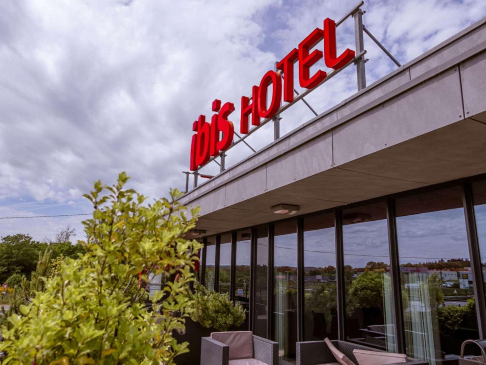 Hotel Ibis Guingamp Coeur De Bretagne Ploumagoar المظهر الخارجي الصورة